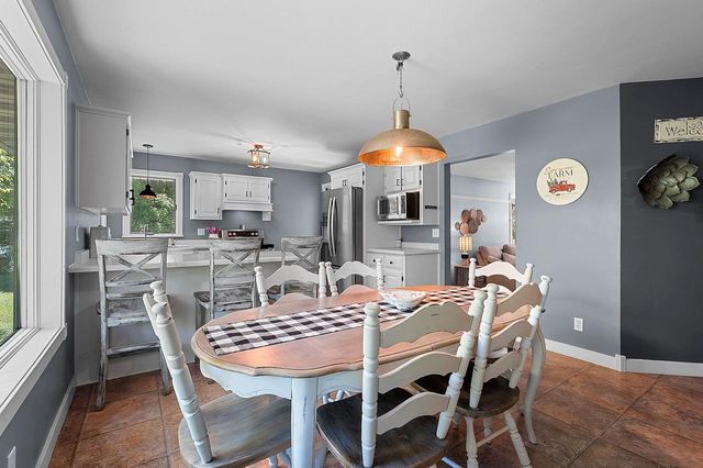 3272 LIBBY LANE, Green Bay, WI 54313
