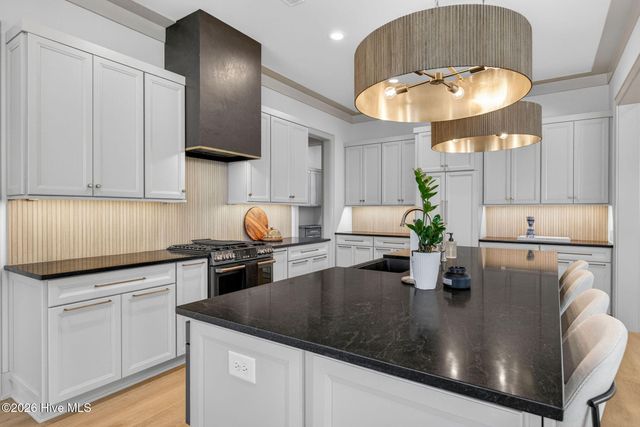 7245 Winding Marsh Court, Wilmington, NC 28411