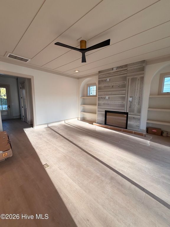 Image 6 of property listing at 7245 Winding Marsh Court, Wilmington, NC 28411