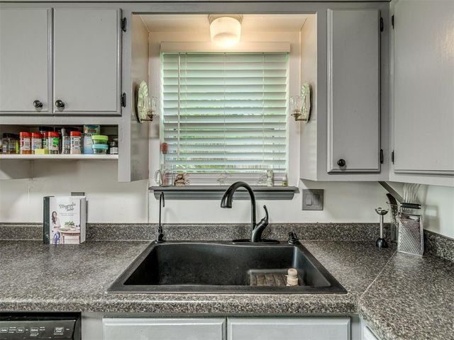 9008 Raven Avenue, Oklahoma City, OK 73132