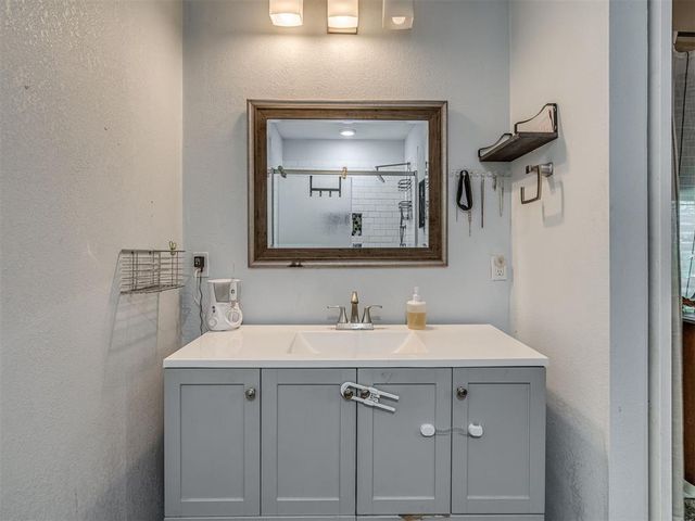 9008 Raven Avenue, Oklahoma City, OK 73132