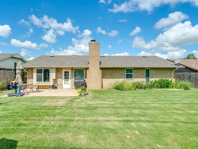 9008 Raven Avenue, Oklahoma City, OK 73132