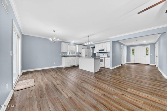 7392 Anchorage Drive, Maumee, OH 43537
