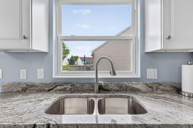7392 Anchorage Drive, Maumee, OH 43537