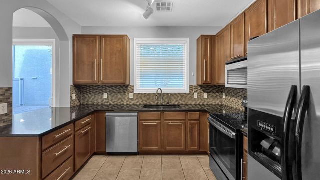 3856 E Gideon Way, Gilbert, AZ 85296