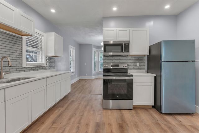 39 Hope St 1, Attleboro, MA 02730