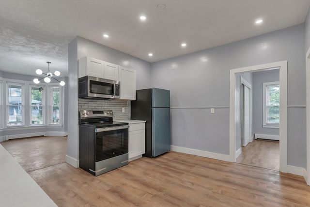 39 Hope St 1, Attleboro, MA 02730