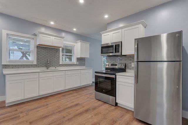 39 Hope St 1, Attleboro, MA 02730
