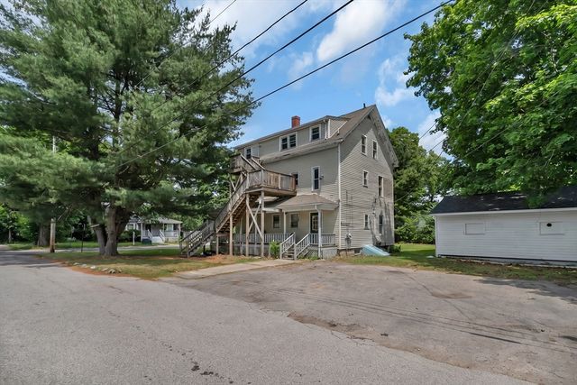 39 Hope St 1, Attleboro, MA 02730