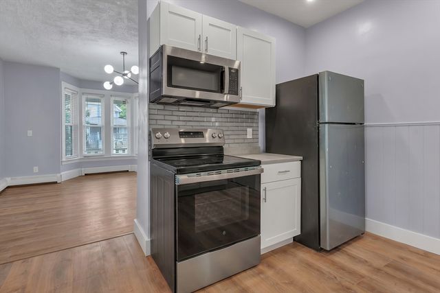 39 Hope St 1, Attleboro, MA 02730