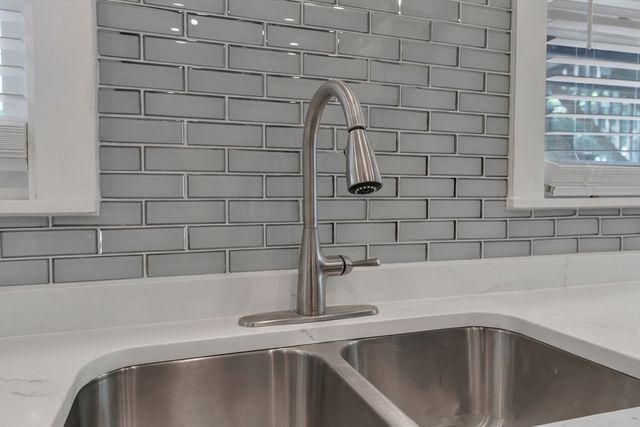 39 Hope St 1, Attleboro, MA 02730