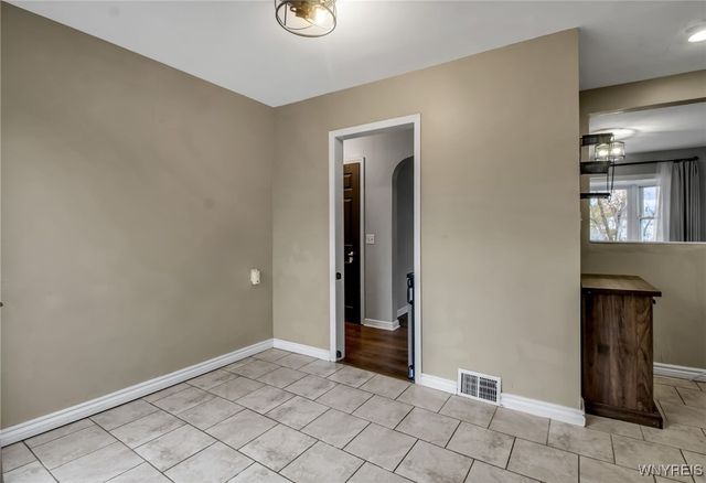 5048 Roseview Avenue, Hamburg, NY 14219