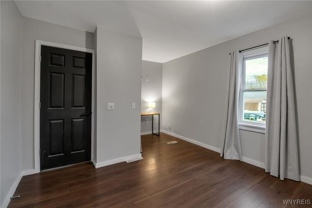 5048 Roseview Avenue, Hamburg, NY 14219