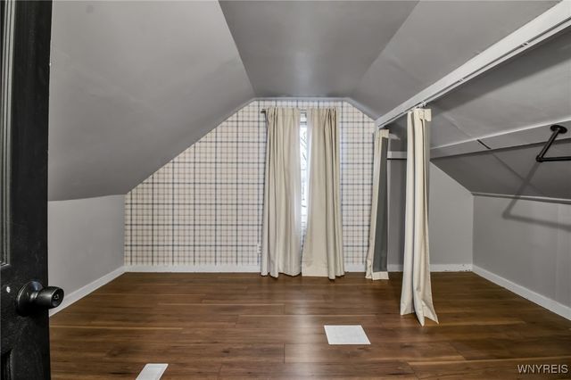 5048 Roseview Avenue, Hamburg, NY 14219