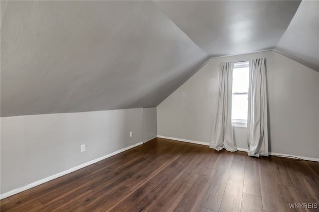 5048 Roseview Avenue, Hamburg, NY 14219