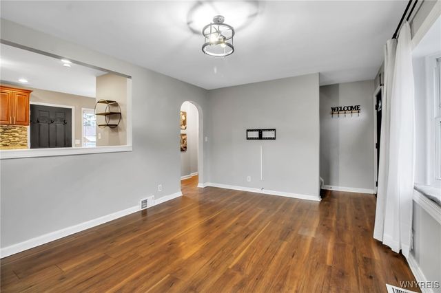 5048 Roseview Avenue, Hamburg, NY 14219