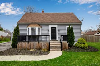 5048 Roseview Avenue, Hamburg, NY 14219