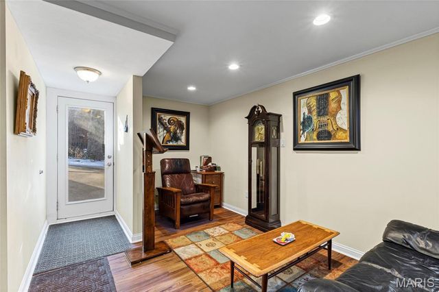 419 Gabriel Drive, Kirkwood, MO 63122