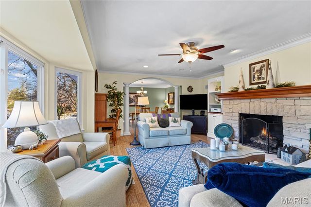 419 Gabriel Drive, Kirkwood, MO 63122