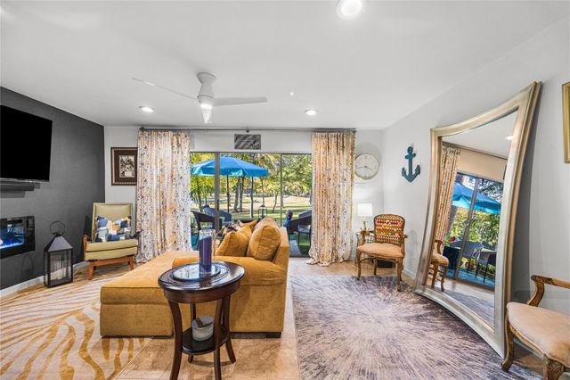 12900 Walden Road 1009J, Montgomery, TX 77356