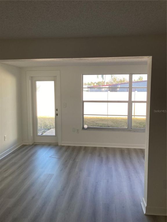 Image 16 of property listing at 3084 SUNSTATE 4416, New Port Richey, FL 34652