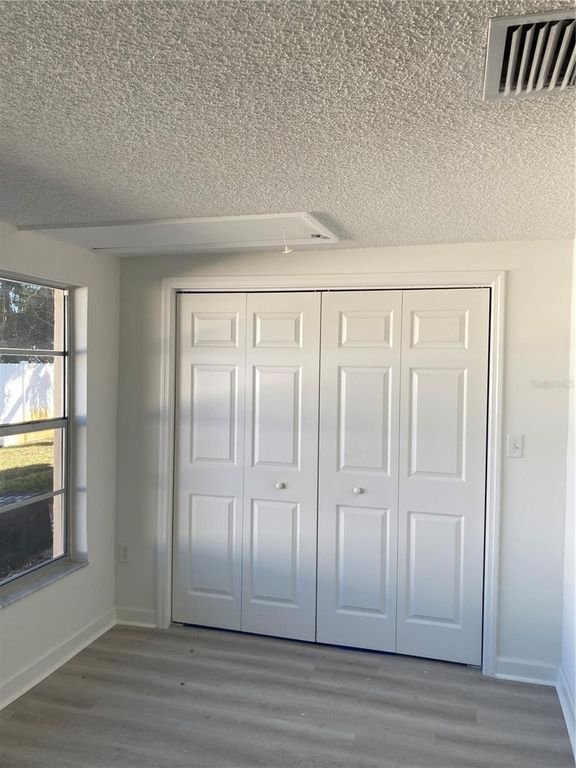 Image 17 of property listing at 3084 SUNSTATE 4416, New Port Richey, FL 34652