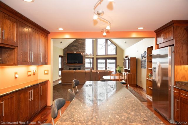 1625 Ridge Road Road, Highland Charter Township, MI 48356