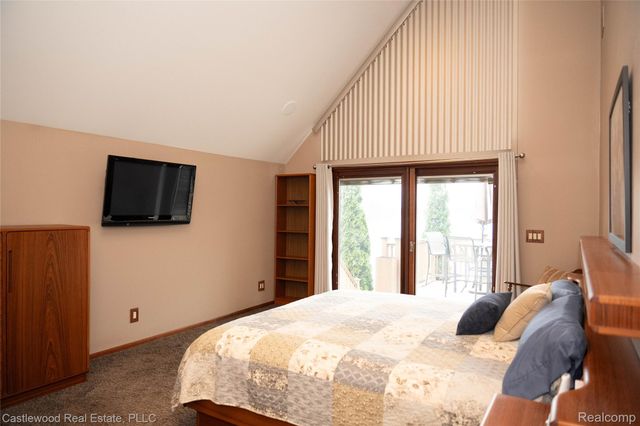 1625 Ridge Road Road, Highland Charter Township, MI 48356