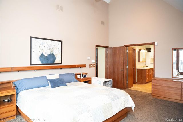 1625 Ridge Road Road, Highland Charter Township, MI 48356