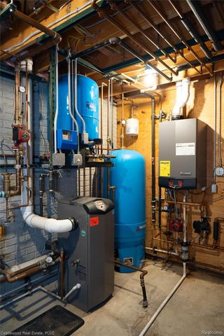 1625 Ridge Road Road, Highland Charter Township, MI 48356