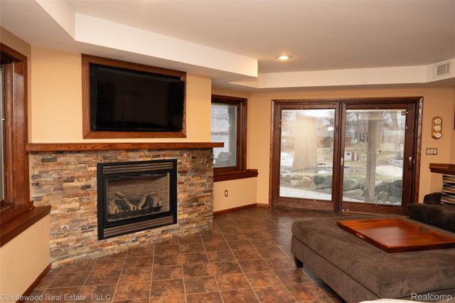 1625 Ridge Road Road, Highland Charter Township, MI 48356