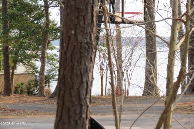 135 Wilson Circle, Arapahoe, NC 28510