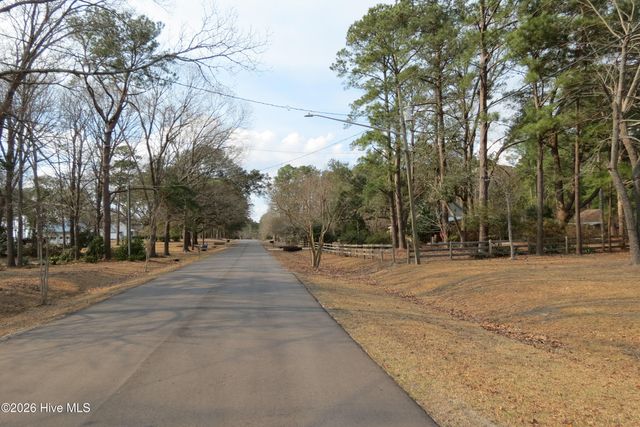 135 Wilson Circle, Arapahoe, NC 28510