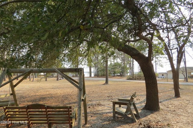 135 Wilson Circle, Arapahoe, NC 28510