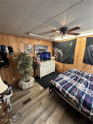 50 Eddy Road, Madison, OH 44057