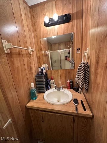 50 Eddy Road, Madison, OH 44057