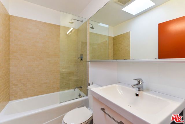 558 Rose Avenue 3, Venice (los Angeles), CA 90291