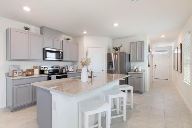 4585 BARBERRY AVENUE, Lakeland, FL 33811