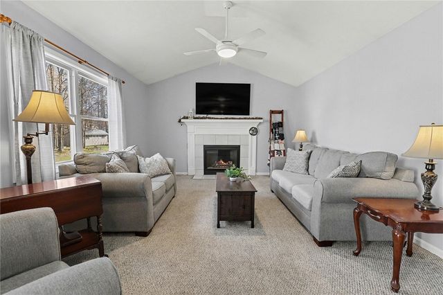 2039 Brookway Crescent, Ontario, NY 14519