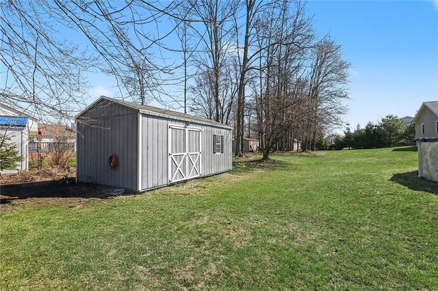 2039 Brookway Crescent, Ontario, NY 14519