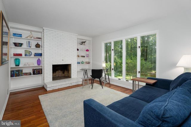 19 CARSON RD, Princeton, NJ 08540