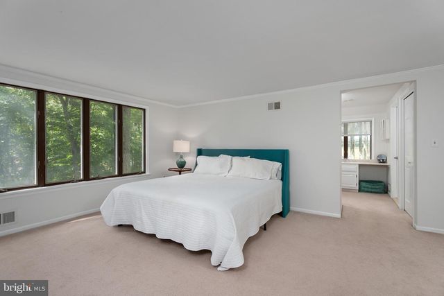 19 CARSON RD, Princeton, NJ 08540