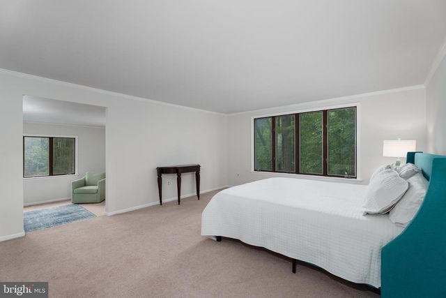 19 CARSON RD, Princeton, NJ 08540