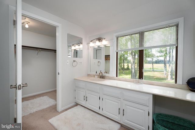 19 CARSON RD, Princeton, NJ 08540