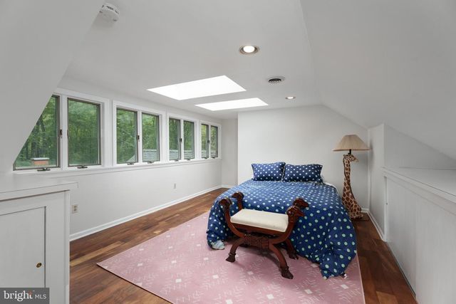 19 CARSON RD, Princeton, NJ 08540