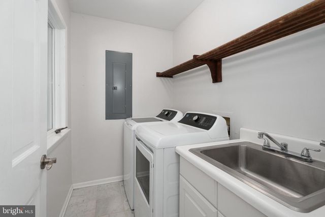 19 CARSON RD, Princeton, NJ 08540