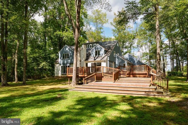 19 CARSON RD, Princeton, NJ 08540