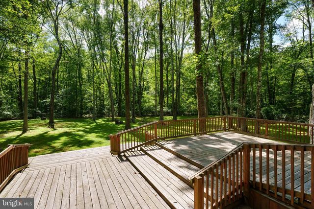 19 CARSON RD, Princeton, NJ 08540