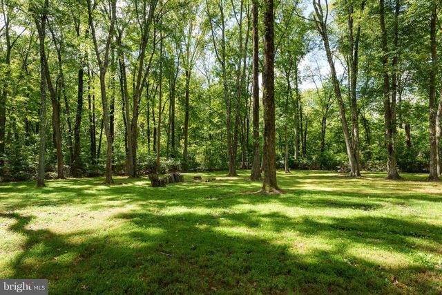 19 CARSON RD, Princeton, NJ 08540