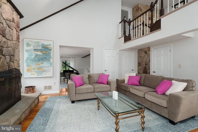 19 CARSON RD, Princeton, NJ 08540